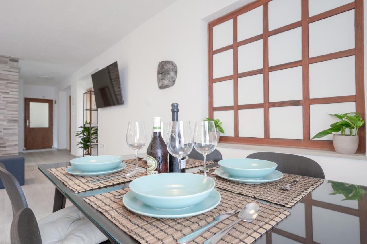 Visum Apartments بولا المظهر الخارجي الصورة