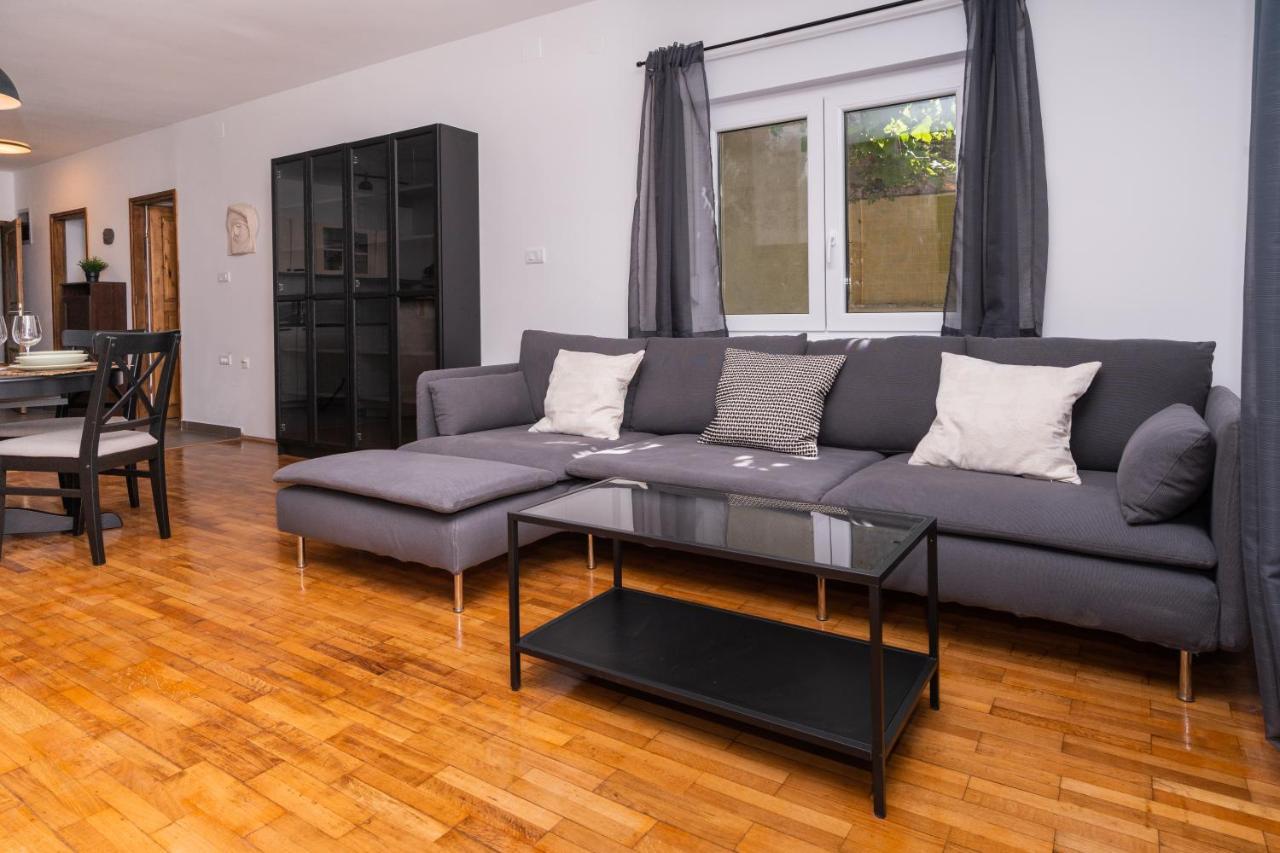 Visum Apartments بولا المظهر الخارجي الصورة